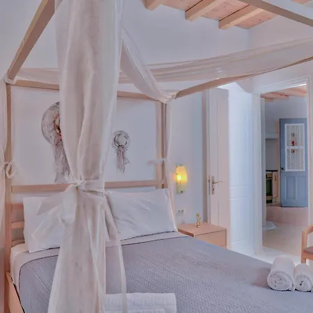 Aether Mykonos 5br With Serene Port & Town Views Tourlos