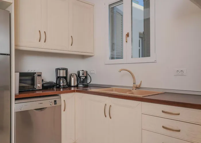 Aether Mykonos 5br With Serene Port & Town Views Βίλα