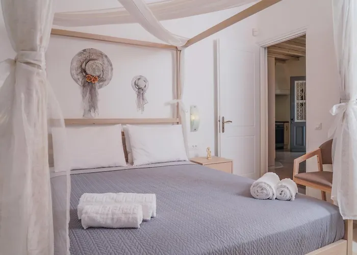 Villa Aether Mykonos 5br With Serene Port & Town Views