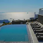 Aether Mykonos 5br With Serene Port & Town Views ヴィラ