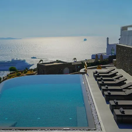 Aether Mykonos 5br With Serene Port & Town Views וילה